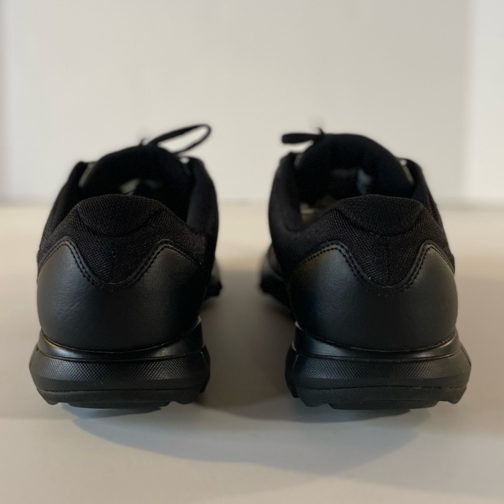 Nike Golf Cleats - Picture 5 of 9